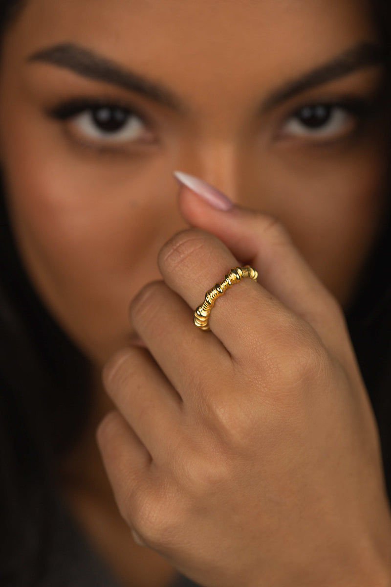 Carved Multisize Ring Gold